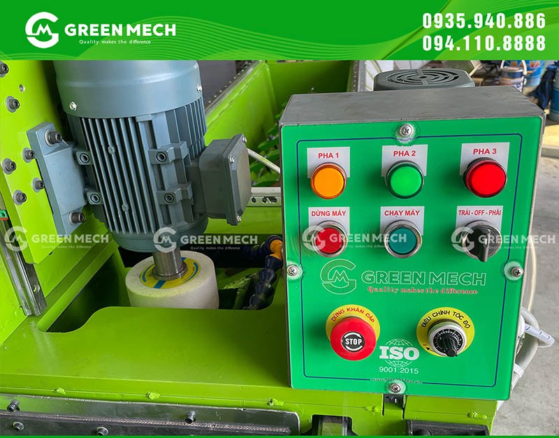 Tủ điều khiển của máy mài dao băm HT2000